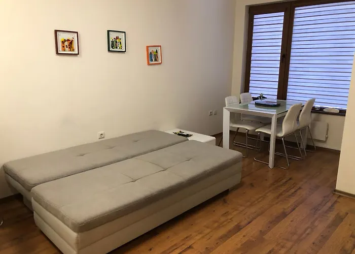 Artistic Neon Апартаменты